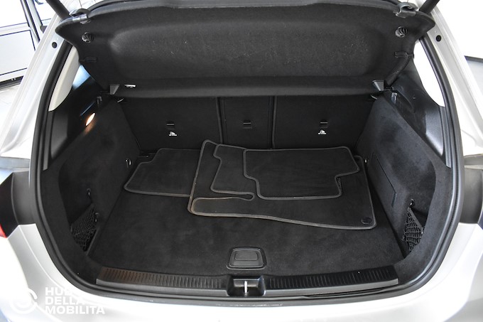 MERCEDES-BENZ B 180 d Automatic Sport